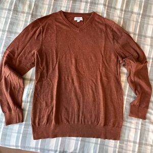 V-Neck men’s sweater